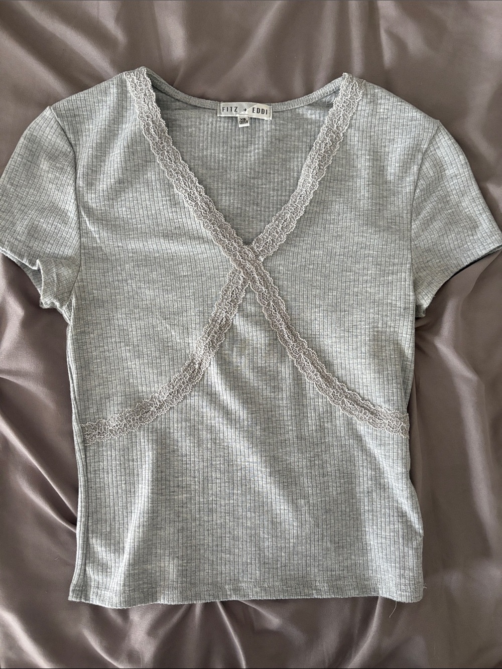 Fitz + Eddi Grey Laced Tee Size X Small